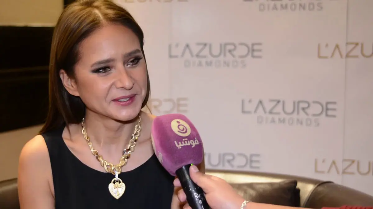 صورة نيللي كريم الرومانسية مع عمرو سلامة تثير التساؤلات