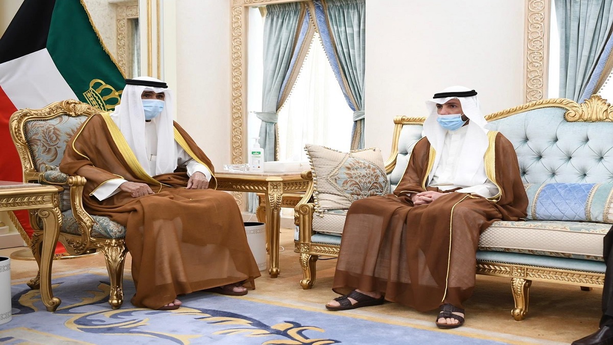 نواف الأحمد يؤدي اليمين أميرا للكويت ويطالب بتوحيد الصفوف‎ (فيديو )