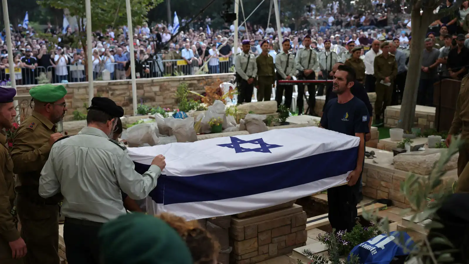 مكتب نتنياهو: الرفات التي سلمتها حماس أمس ليست لرهائن