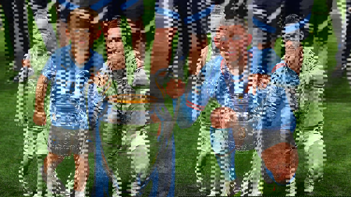 دشن له والده حسابًا على "إنستغرام".. نجل فودين يخطف الأنظار بصورة أيقونية (شاهد)