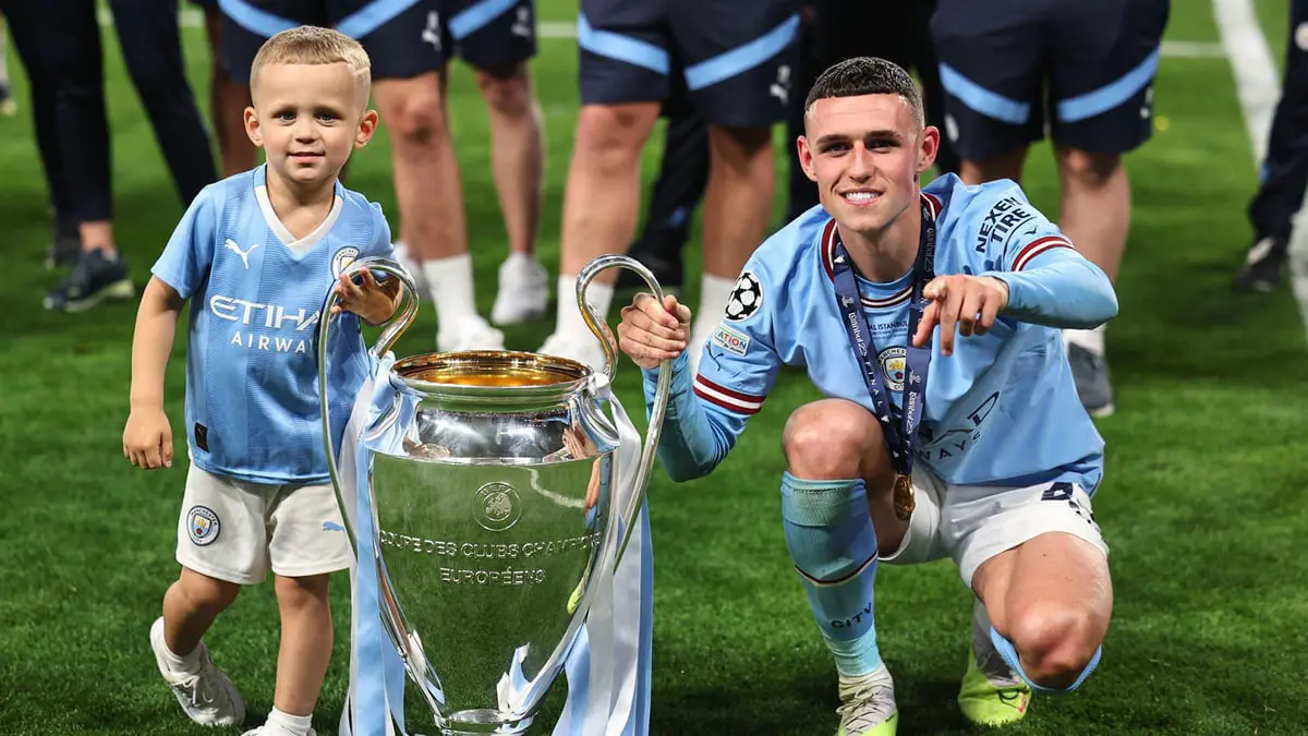 دشن له والده حسابًا على "إنستغرام".. نجل فودين يخطف الأنظار بصورة أيقونية (شاهد)