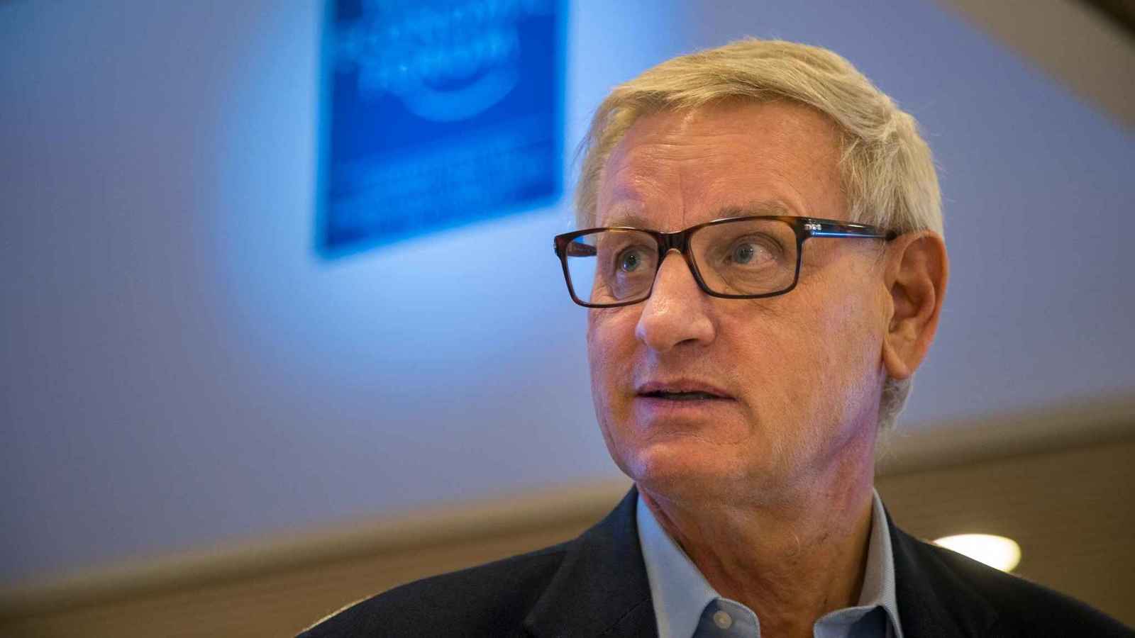 رئيس الوزراء السويدي الأسبق: ترامب ذاهب للحرب