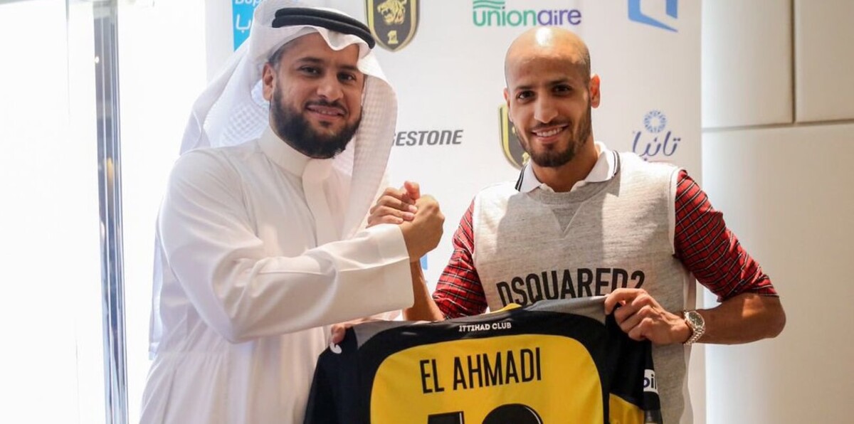 رسميا.. المغربي كريم الأحمدي يوقع لنادي الاتحاد السعودي (صور)