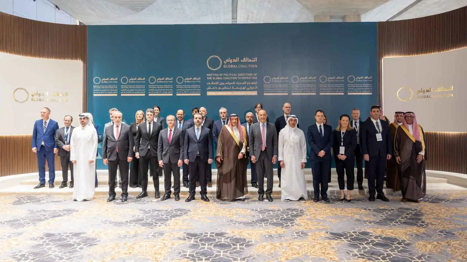 باراك يعلق على مشاركة سوريا في اجتماع التحالف ضد داعش بالرياض