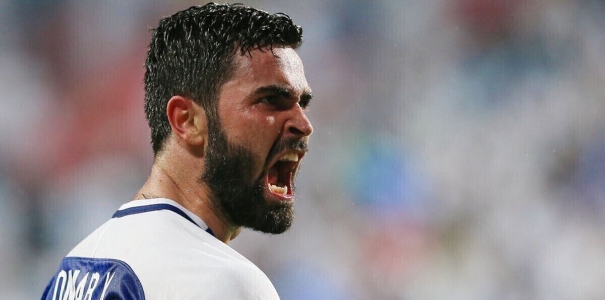 مباراة الهلال وأوراوا.. هل تعمّد اليابانيون إصابة عمر خربين؟.. شاهد رد فعل رامون دياز