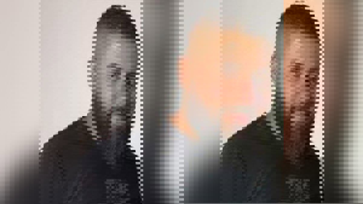 من هو راجي فلحوط؟