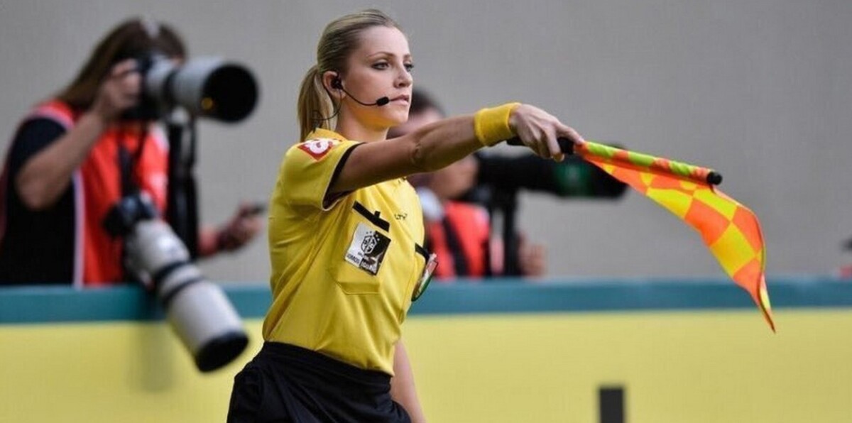 من هي البرازيلية الجميلة فرناندا كولومبو التي أثارت الجدل؟ (صور)