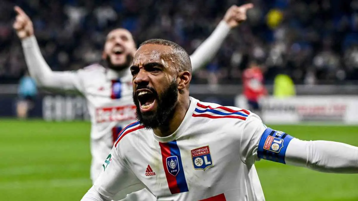 نيوم يعلن رسميا تعاقده مع لاكازيت