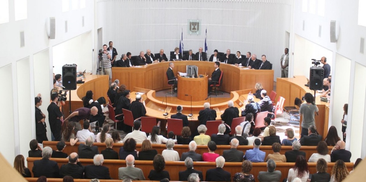 "العليا الإسرائيلية" تبطل قرار شطب إقامة 3 نواب ووزير سابق في القدس