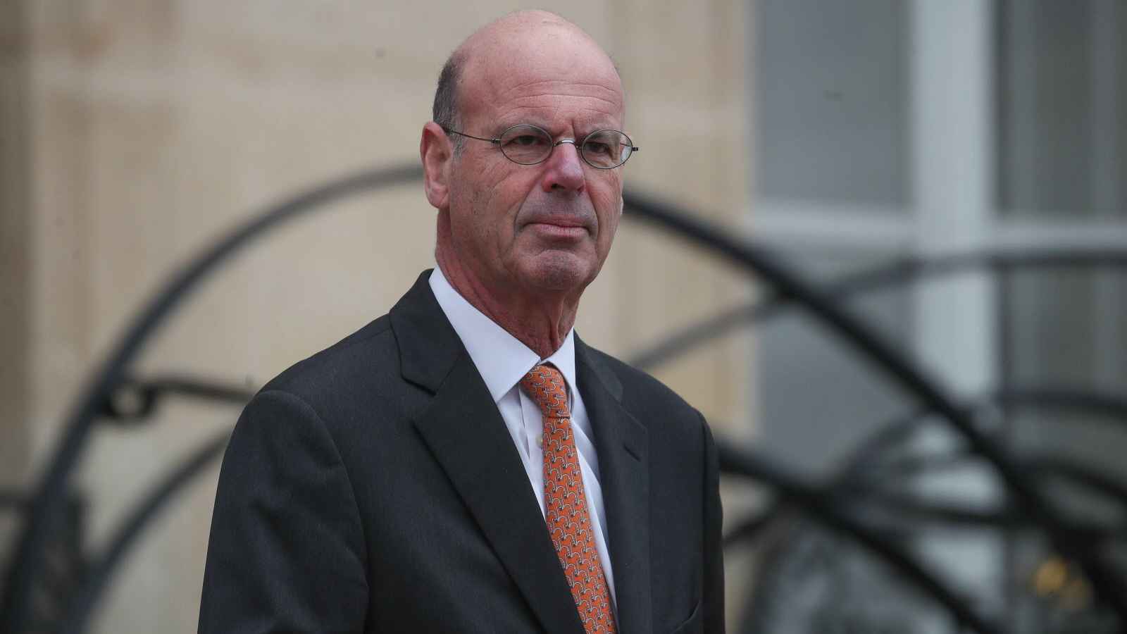 فرنسا تدعو إلى إجراءات لوقف "التهديد الصيني" على الصناعة الأوروبية