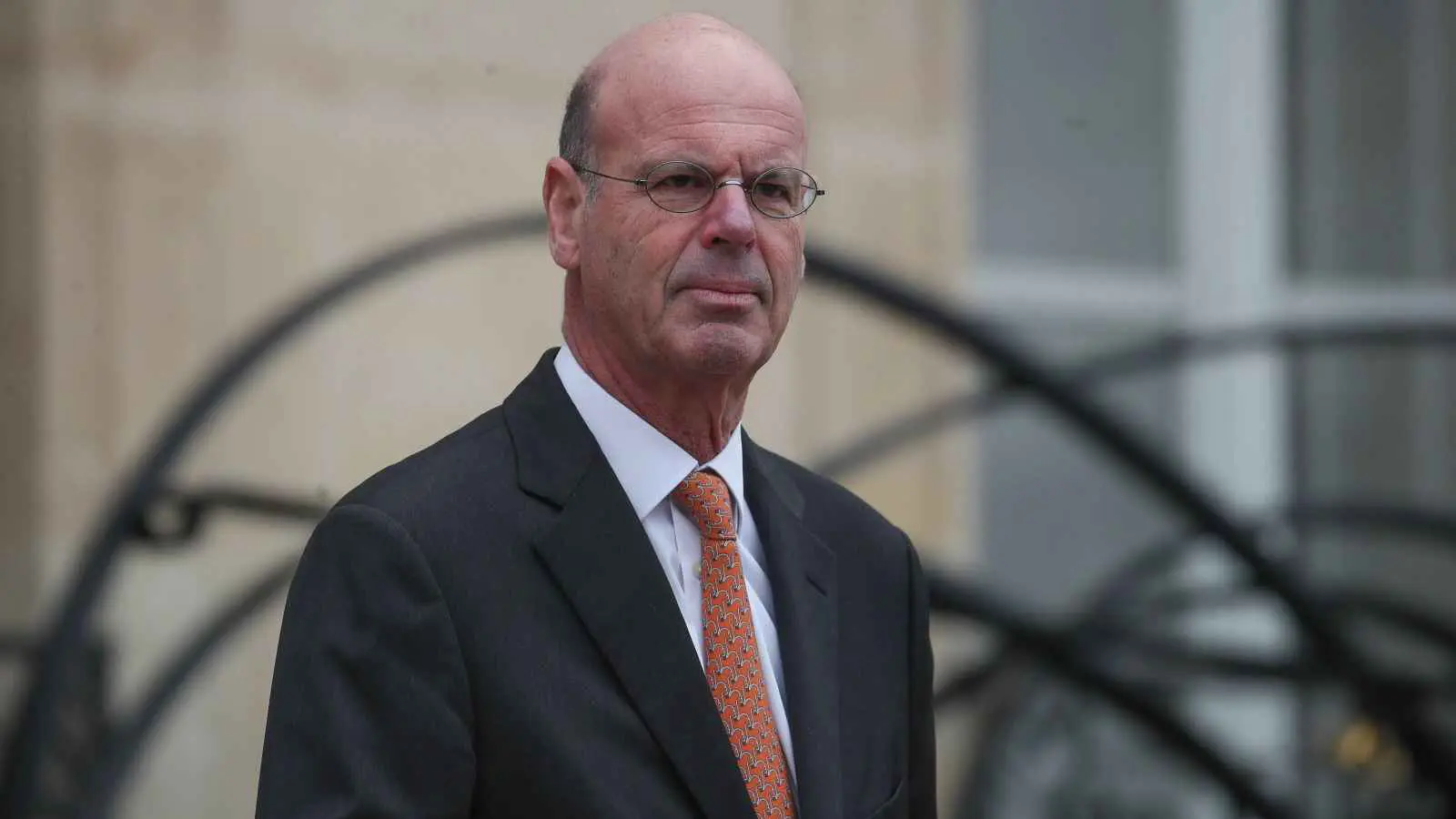 فرنسا تدعو إلى إجراءات لوقف "التهديد الصيني" على الصناعة الأوروبية