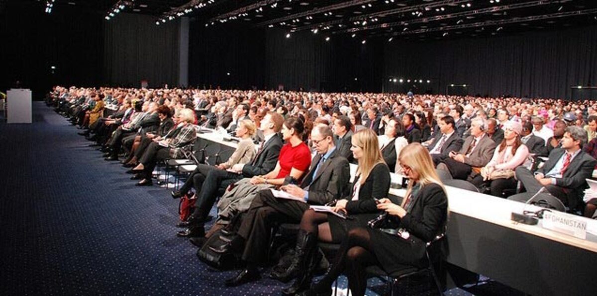 قمة المناخ تربط محاربة الإرهاب بمكافحة التغير المناخي