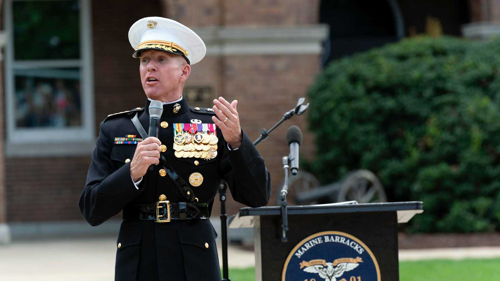 "رسالة نارية" من قائد المارينز.. هل تستعد واشنطن لحرب قريبة مع الصين وإيران؟