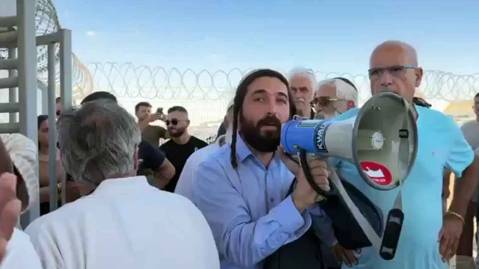 إسرائيل.. تفاصيل "مثيرة" في قضية اقتحام معسكر "سدي تيمان"