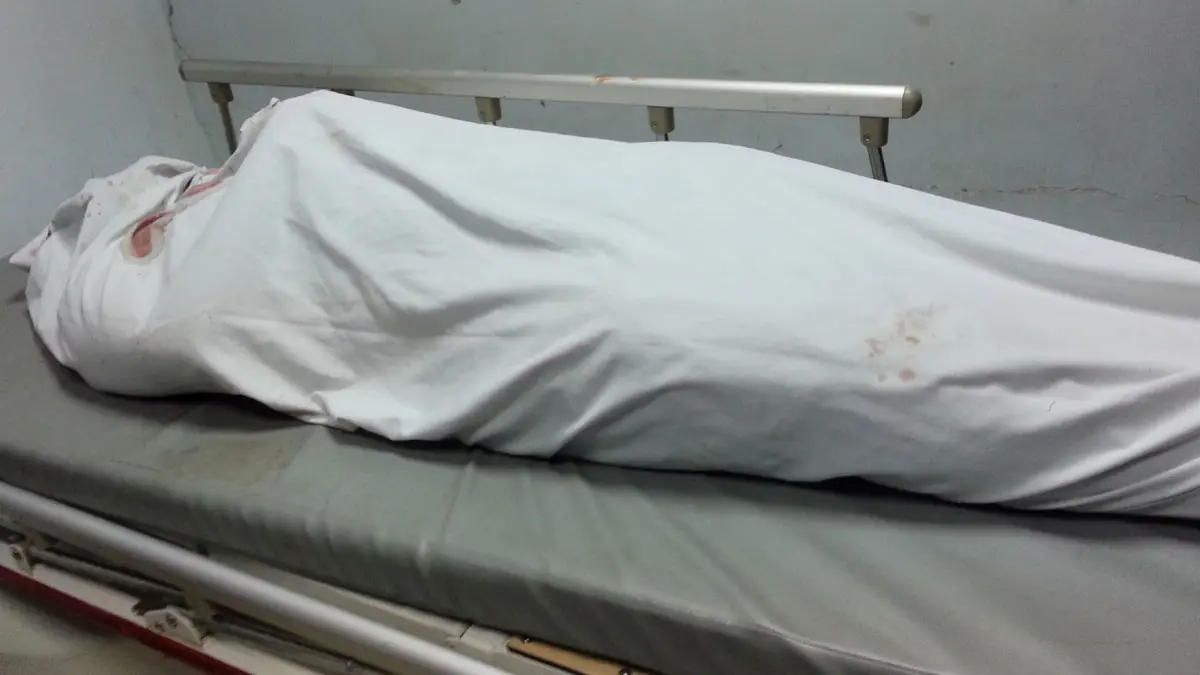 كويتي مسن ينتحر "قفزًا" من بناية وبيده "القرآن الكريم"