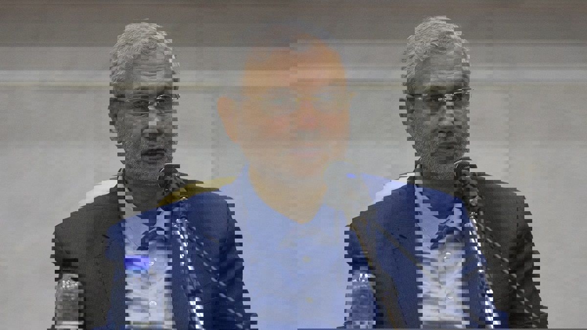 الحكومة الإيرانية: بن علوي في طهران ليس للوساطة