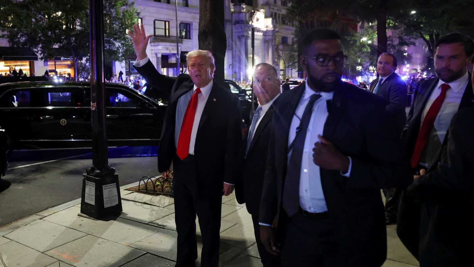 ترامب يُعلن عن مكالمة هاتفية مع بوتين قريبا