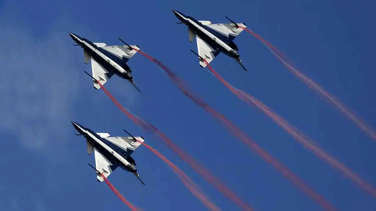 خشية "سيناريو الهند".. قلق إسرائيلي من حصول إيران على "J-10C" الصينية