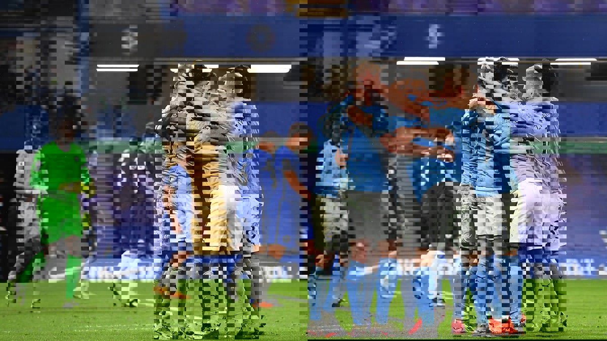 مانشستر سيتي يتخطى تشيلسي بثلاثية ويصعد للمركز الخامس بترتيب الدوري الإنجليزي