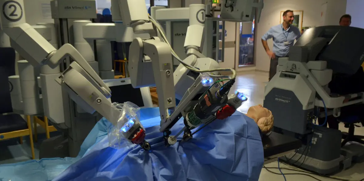 روبوتات ثورية تتفوق على الأطباء في جراحات إنقاذ البصر