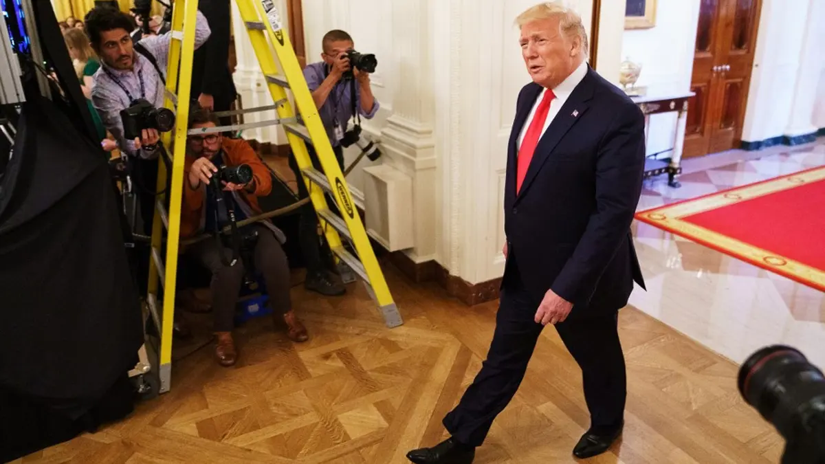 اتهام مباشر من ترامب لإيران بتنفيذ الهجوم على ناقلتي النفط في خليج عمان