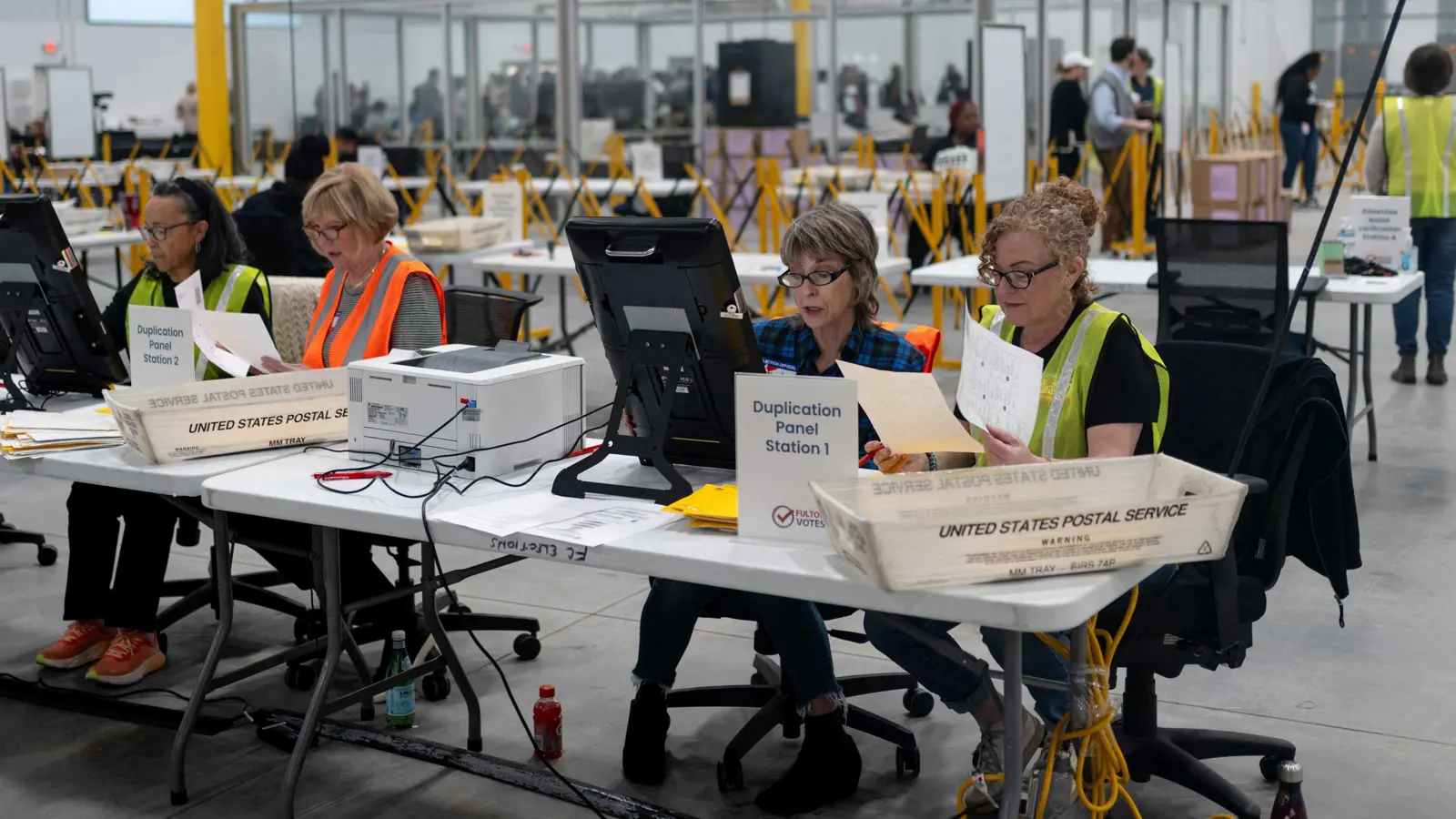 مقار انتخابية في ماريلاند وكاليفورنيا تتلقى تهديدات بوجود قنابل