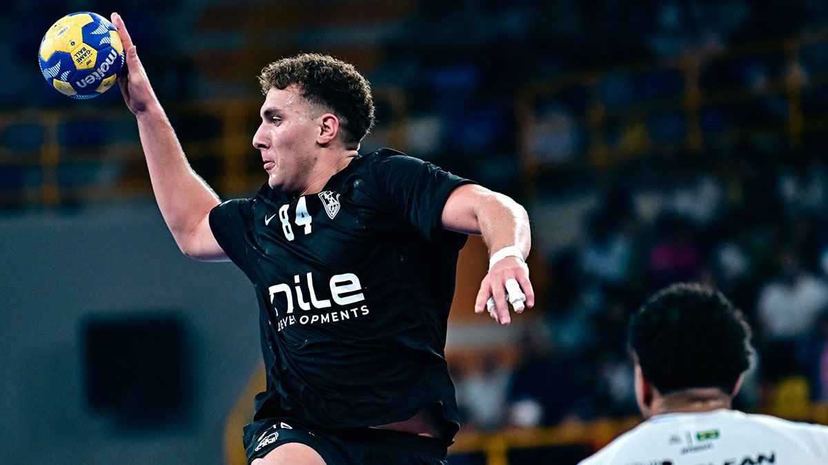 الموعد والقنوات الناقلة لمباراة الزمالك وبرشلونة في كأس العالم لكرة اليد