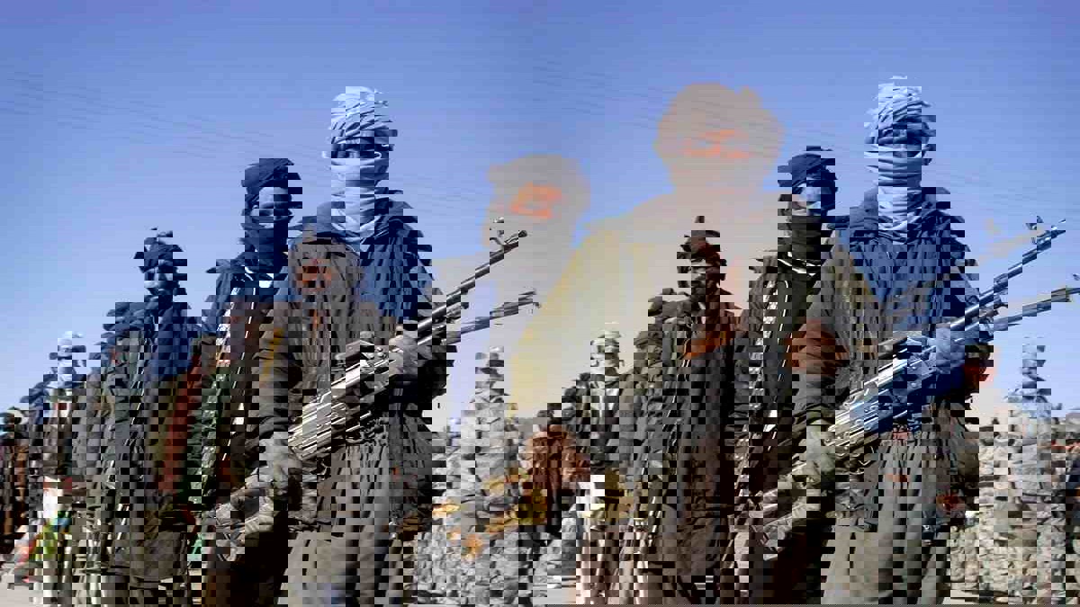 مقتل 14 مدنيًا في هجوم لـ"طالبان" غرب أفغانستان