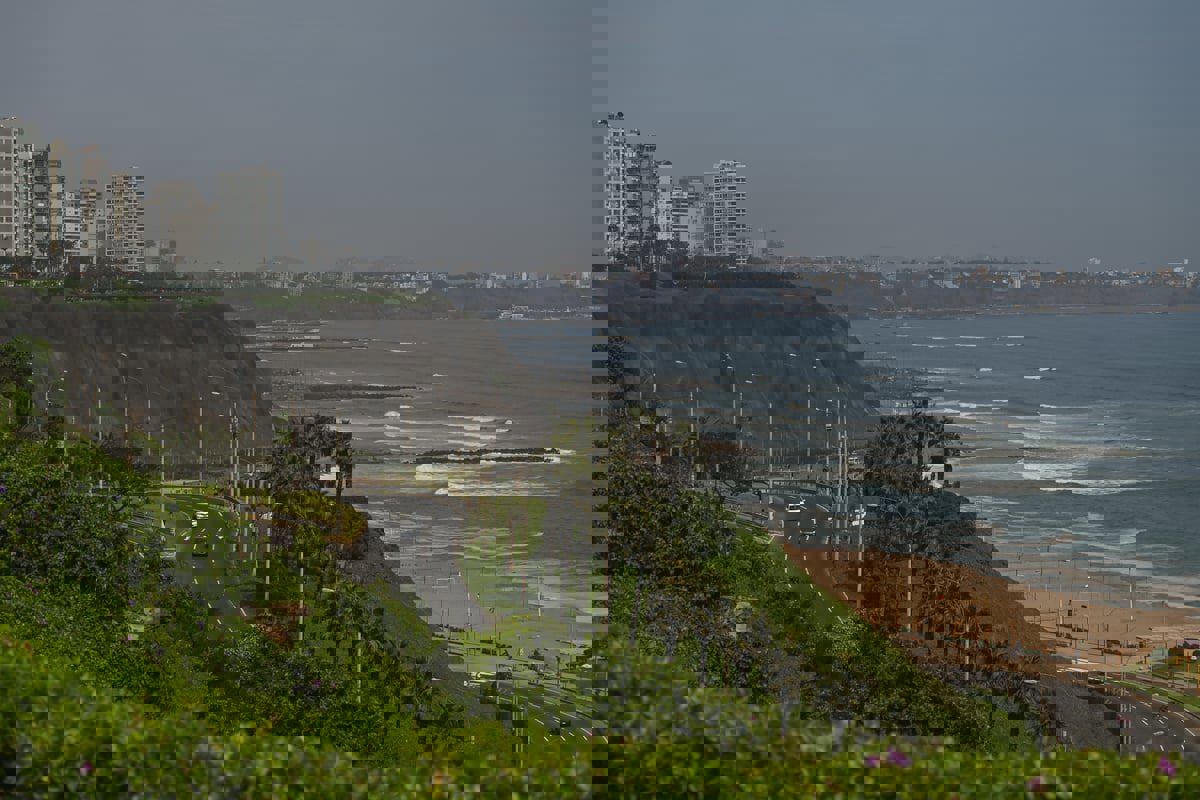 تحذير من تسونامي.. زلزال بقوة 7,2 يضرب سواحل البيرو 