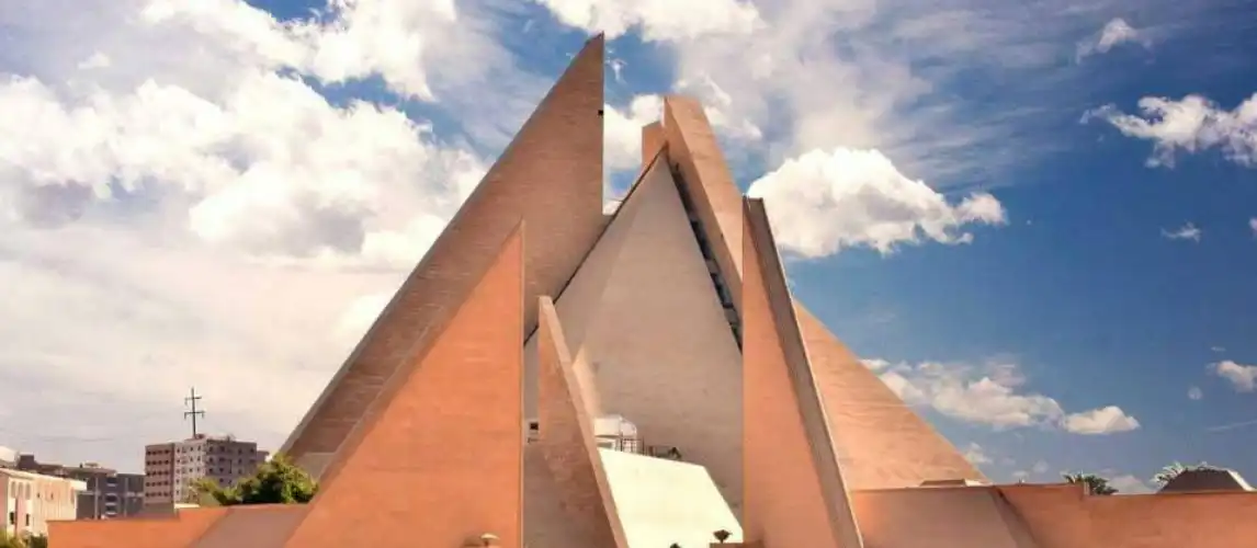 المتحف الآتوني