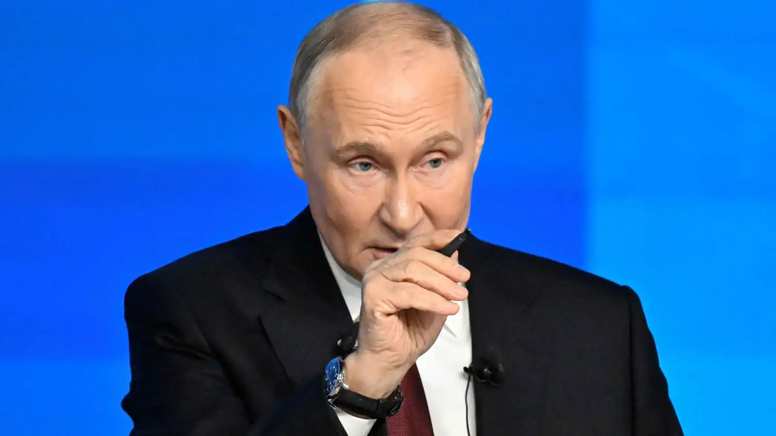 بعد عرضه التوسط بأزمة إيران.. موسكو تكشف عن اتصالات جديدة لبوتين