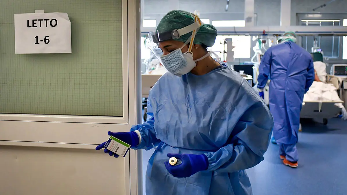 الكويت تسجل 8 وفيات و 719 إصابة جديدة بـ"كورونا"