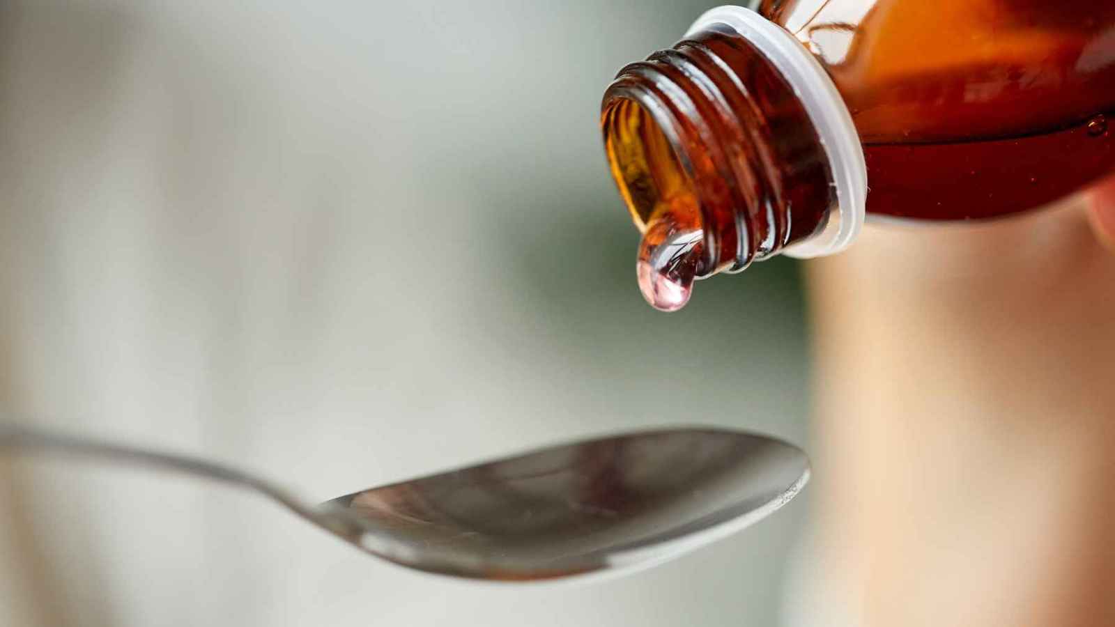 دواء سعال  يُبشّر بإبطاء الخرف لدى مرضى باركنسون