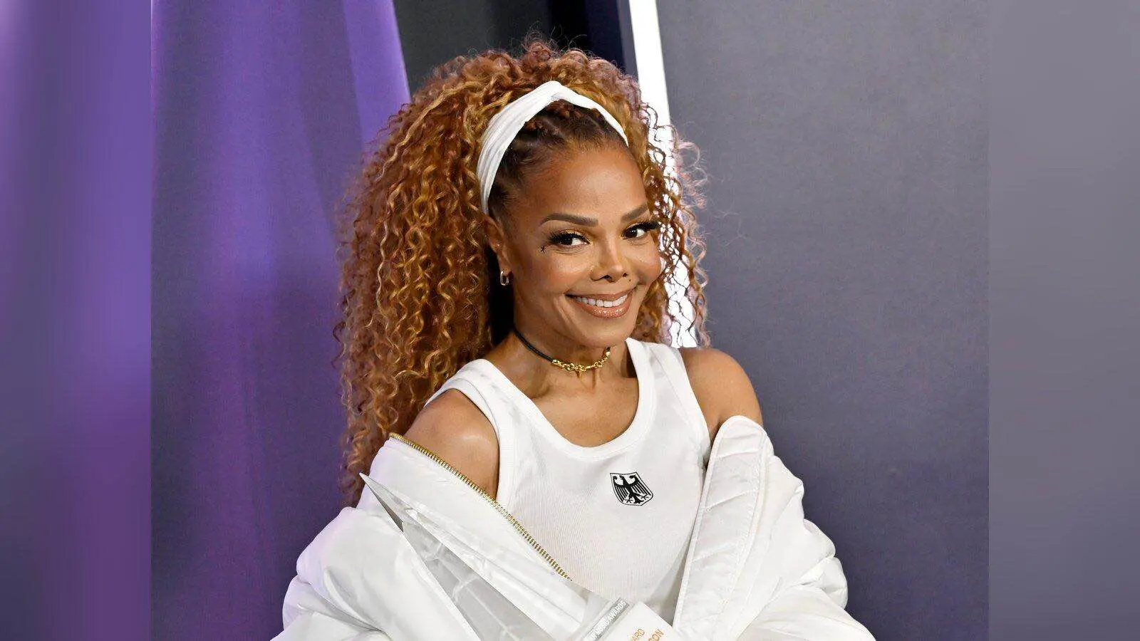 جانيت جاكسون تتوّج بـ"الأيقونة" في حفل "جوائز الموسيقى الأمريكية"