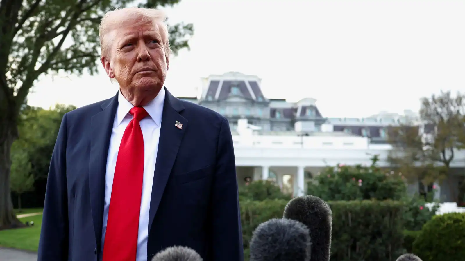 بوليتيكو: شروط ترامب لمعاقبة موسكو تربك حسابات أوروبا والناتو