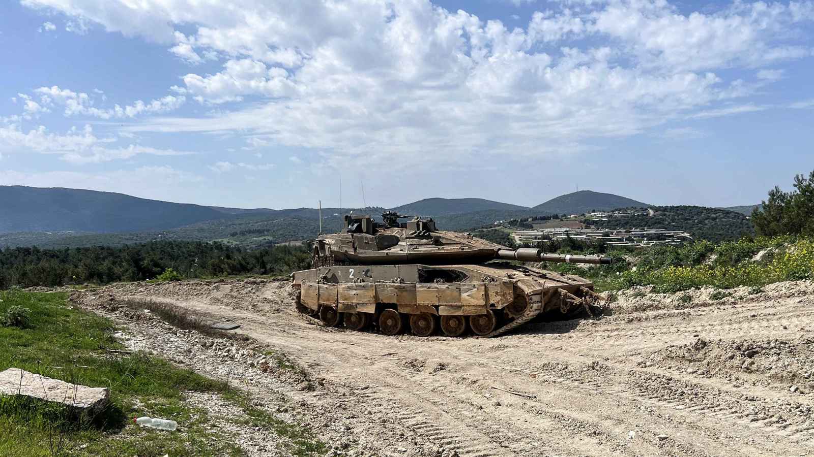 نزع "سلاح حزب الله".. اللبنانيون يترقبون بحذر انتهاء مهلة ترامب