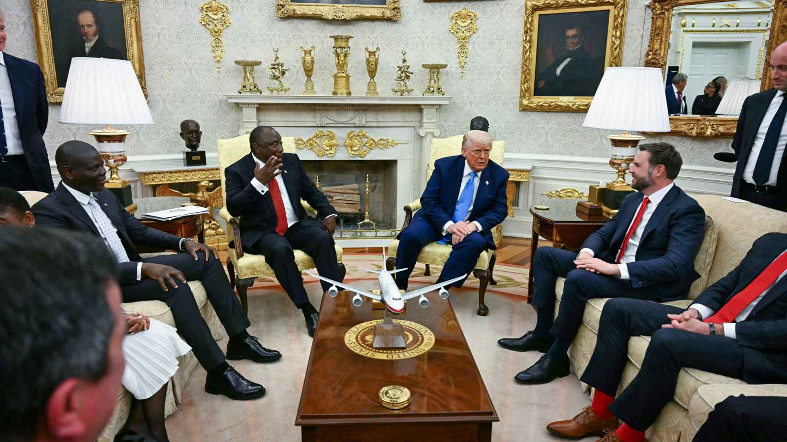 رئيس جنوب إفريقيا يرد على مزاعم ترامب بشأن قتل البيض