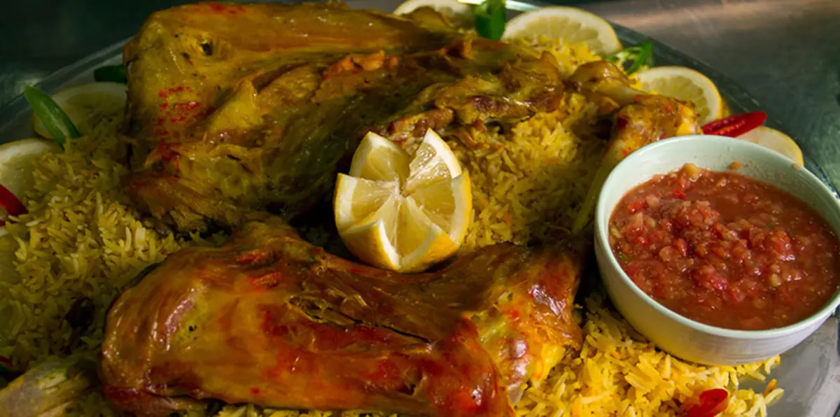 طبيب سعودي يؤكد علاقة طبق "المندي" بمرض خطير