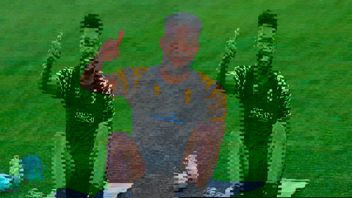 مهند الشنقيطي نجم الاتحاد يجري عملية جراحية بعد تعرضه لوعكة صحية