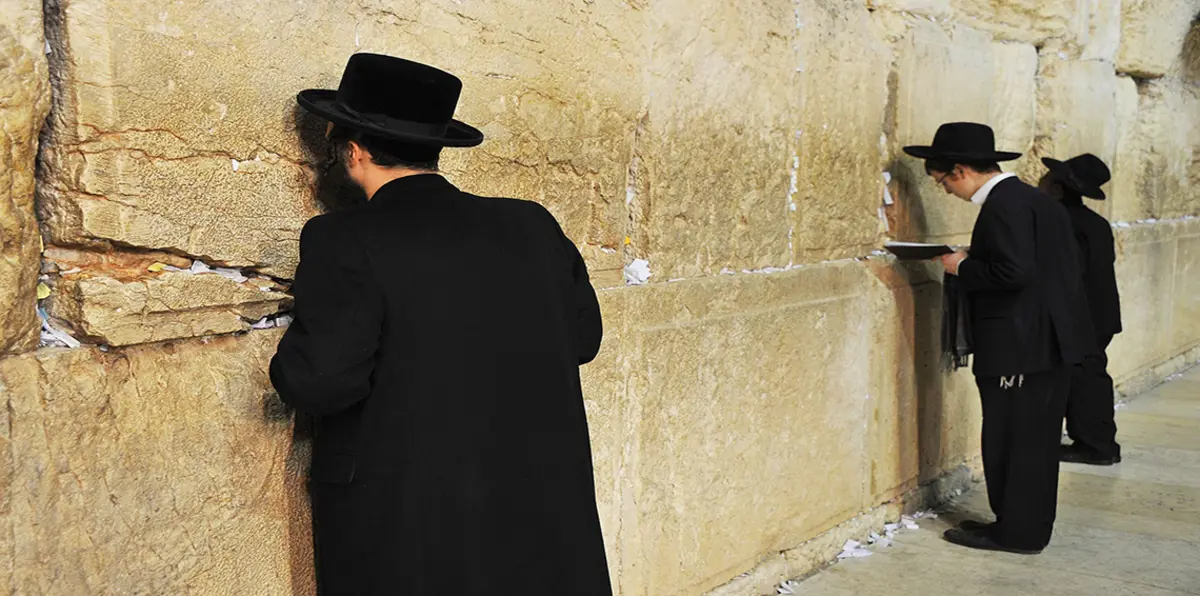 إسرائيل تقرّ مخططًا لتوسعة "المنطقة المختلطة" بين الذكور والإناث في ساحة البراق