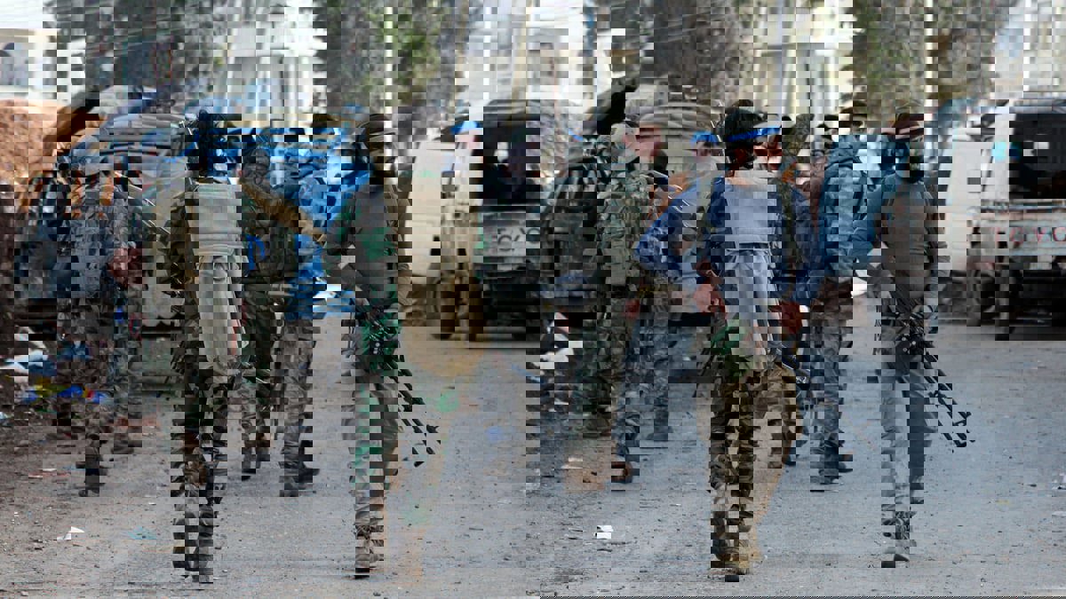 "المرصد": مقتل 8 جنود سوريين بقصف لـ"هيئة تحرير الشام" في إدلب 