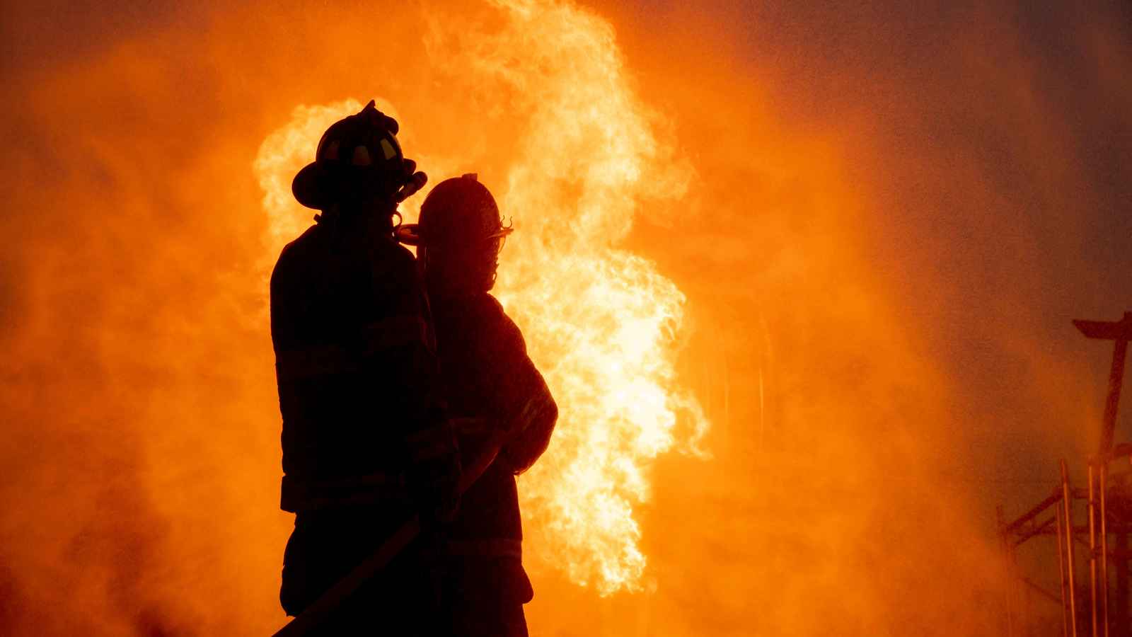 المغرب.. هدد بالانتحار وتسبب في مصرع ابنتيه حرقا