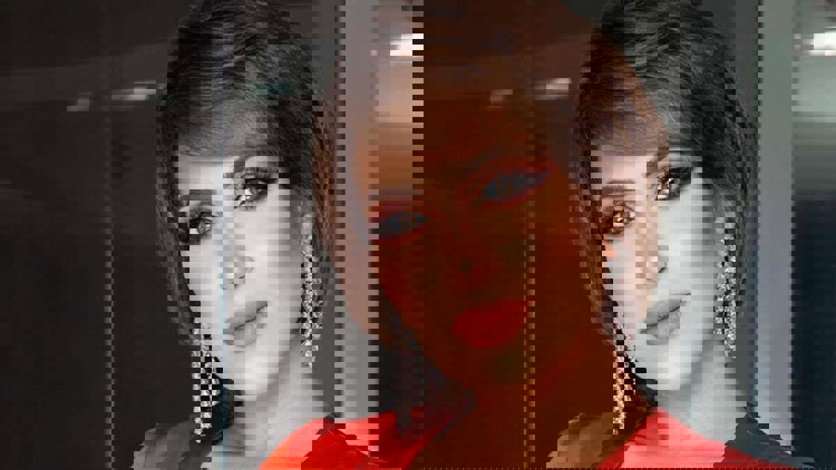 الدكتورة خلود تطمئن متابعيها بعد خضوعها لعملية جراحية