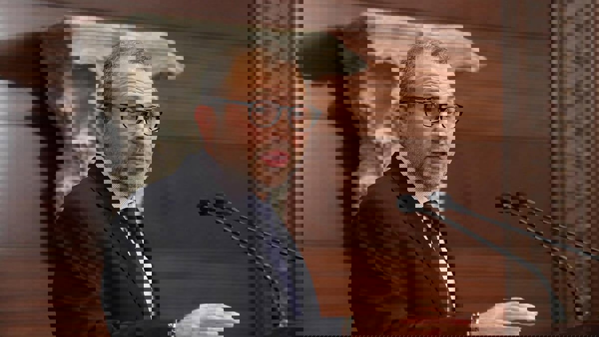 برلمان لبنان يتمسك بموعد الانتخابات في مارس المقبل.. وباسيل يوضح سبب انسحابه