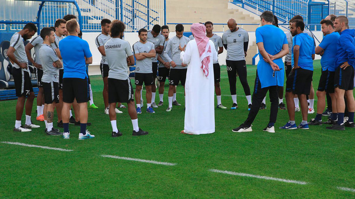 كل ما تريد معرفته عن مباراة الهلال والاستقلال اليوم في دوري أبطال آسيا