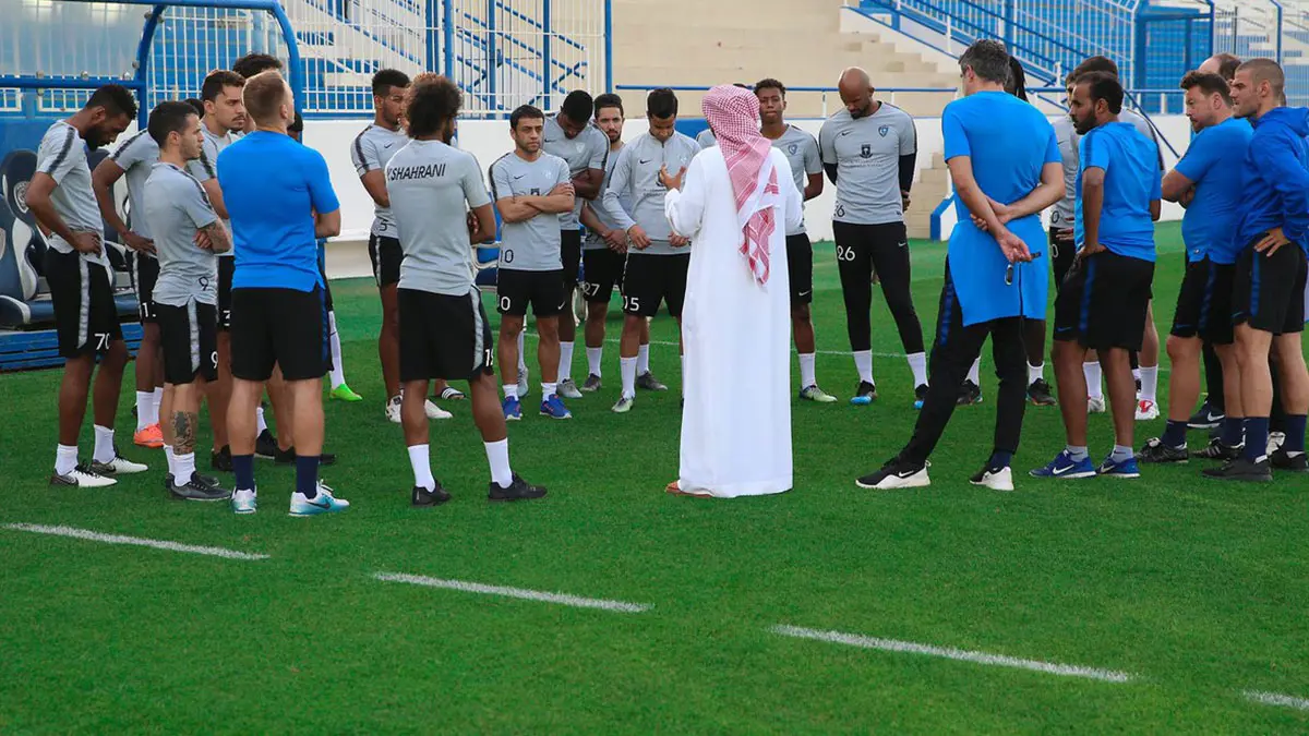 كل ما تريد معرفته عن مباراة الهلال والاستقلال اليوم في دوري أبطال آسيا
