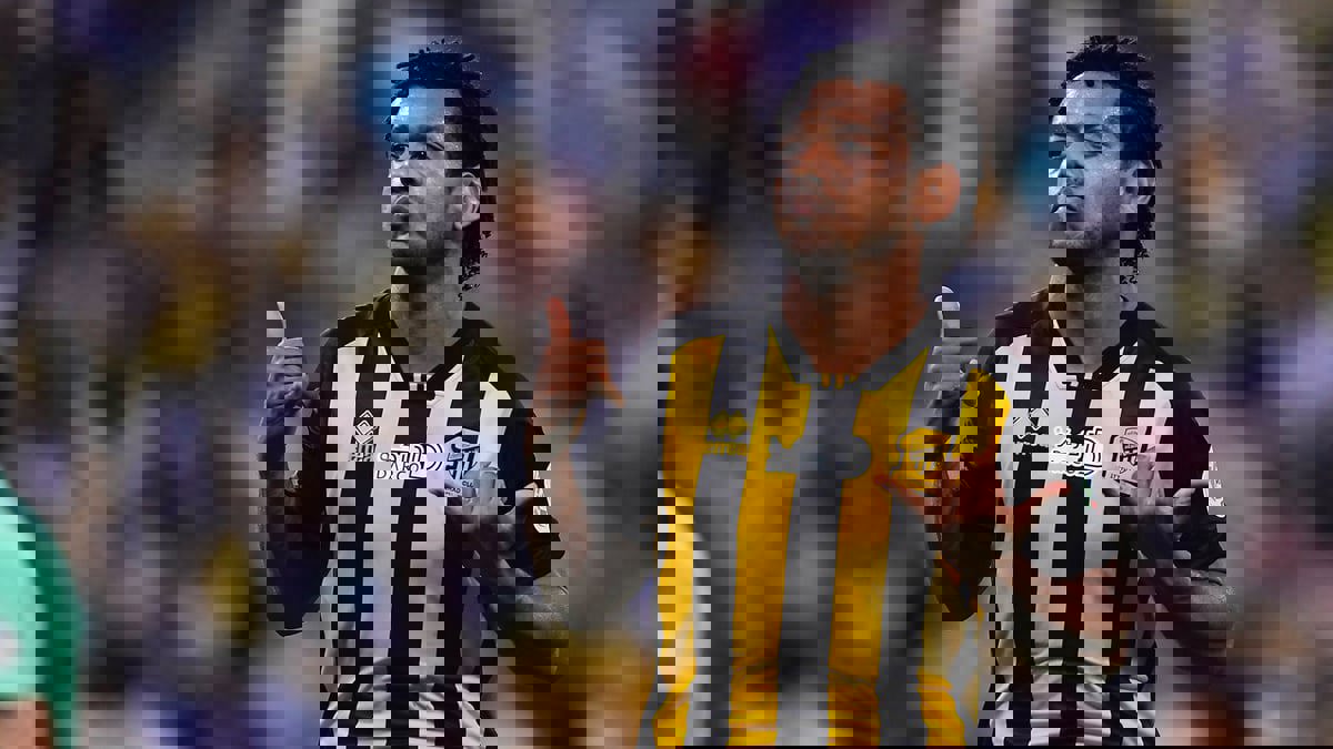 رومارينيو يلجأ للجلسات الكهربائية للحاق بمباراة الاتحاد ضد النصر