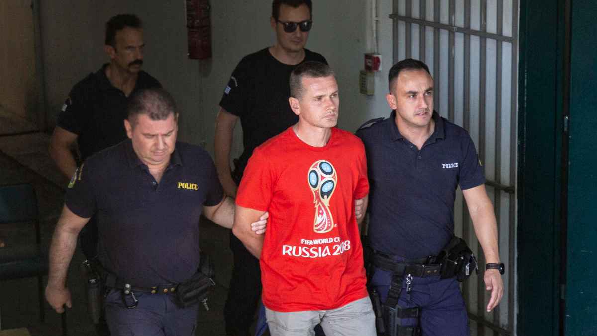 موسكو تتسلم روسياً أفرجت عنه أمريكا في إطار تبادل للسجناء