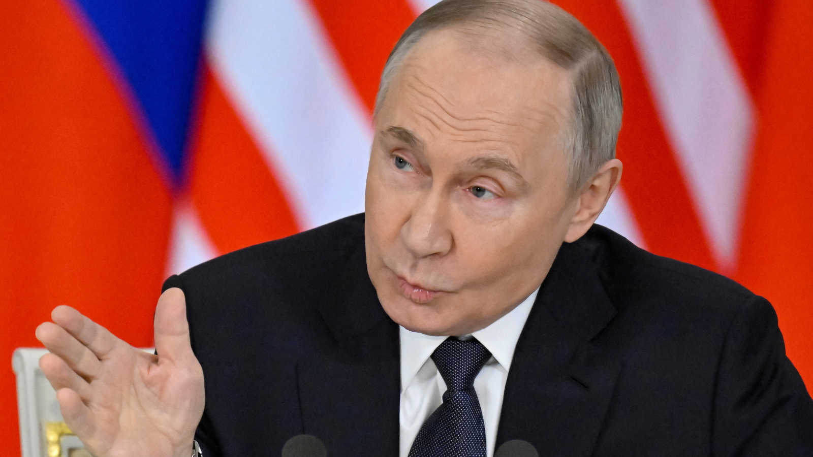 "وساطة بوتين".. هل تملك موسكو مفاتيح التفاوض بين تل أبيب وطهران؟