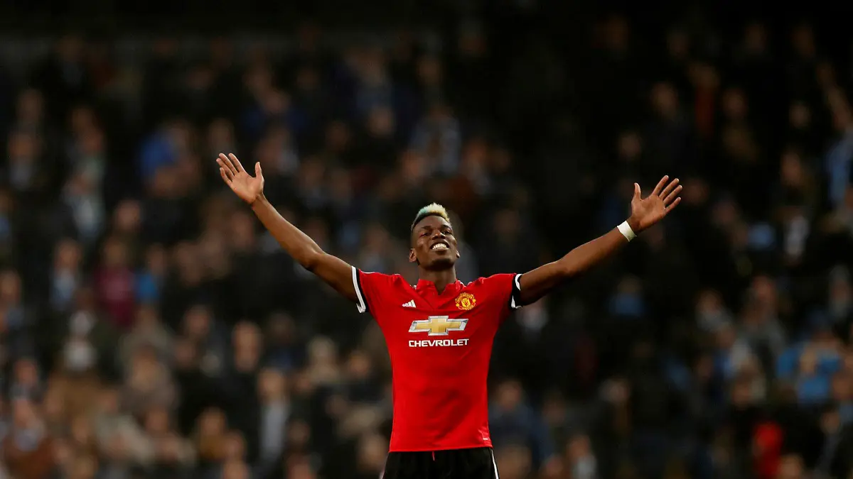 صحيفة: القانون يسمح لبول بوغبا بالرحيل عن مانشستر يونايتد